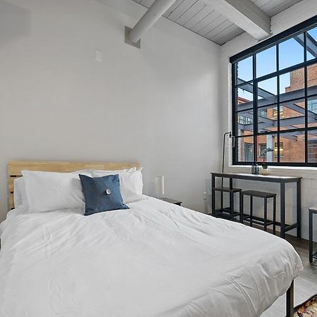 קליבלנד Brooklyn Style Studio Loft Minutes From Firstenergy Stadium 210 מראה חיצוני תמונה